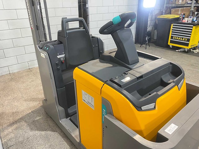 Jungheinrich - 2017 - ecg214 - stapelaar - afbeelding 9 van  14