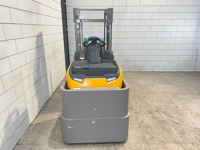 Jungheinrich - 2017 - ecg214 - stapelaar - afbeelding 10 van  14