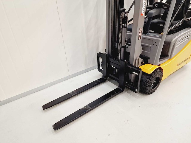 Jungheinrich - 2017 - efg 218 - vorkheftruck - free-lift - side-shift - afbeelding 7 van  35