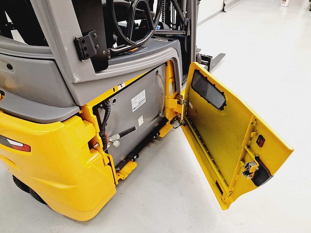 Jungheinrich - 2017 - efg 218 - vorkheftruck - free-lift - side-shift - afbeelding 34 van  35