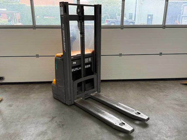 Jungheinrich - 2017 - ejc 110 - elektrische palletwagen - afbeelding 1 van  9