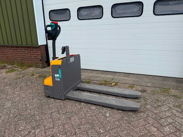 Jungheinrich - 2017 - eje m13 - elektrische palletwagen - afbeelding 1 van  5