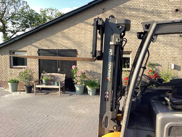 Jungheinrich - 2018 - efg430k - vorkheftruck - afbeelding 2 van  34