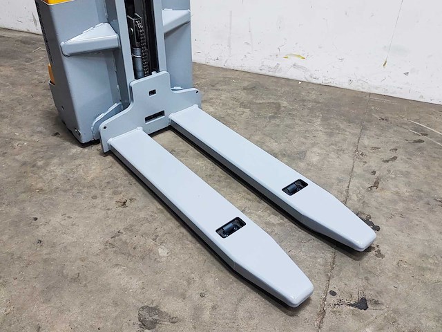 Jungheinrich - 2018 - emd 115i - stapelaar - afbeelding 11 van  11