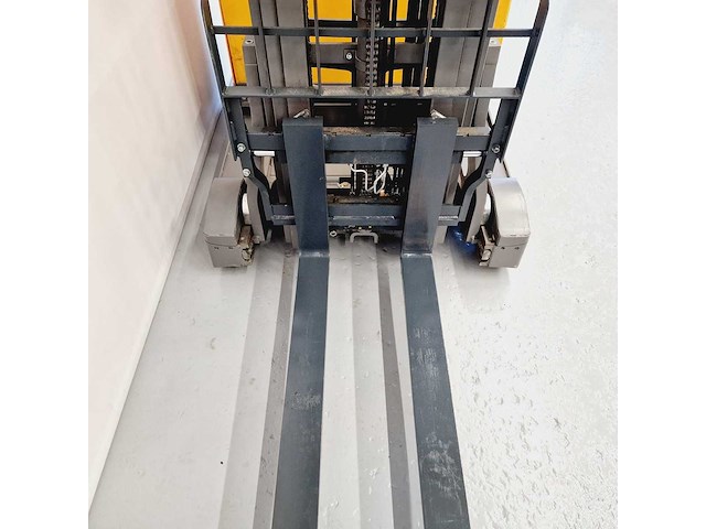 Jungheinrich - 2018 - etv 214 - reach truck triplex - afbeelding 18 van  26