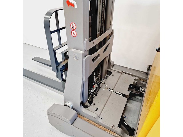Jungheinrich - 2018 - etv 214 - reach truck triplex - afbeelding 23 van  26