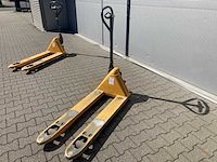 Jungheinrich - 2019 - am22 - hand palletwagen 2200kg - afbeelding 3 van  4