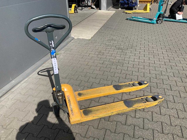 Jungheinrich - 2019 - am22 - hand palletwagen 2200kg - afbeelding 4 van  4