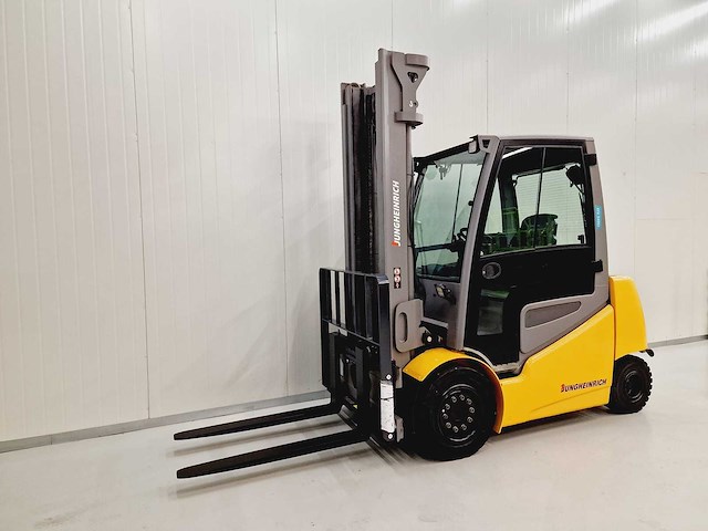 Jungheinrich - 2019 - efg 540ks - vorkheftruck - side-shift - 4e functie - afbeelding 1 van  38