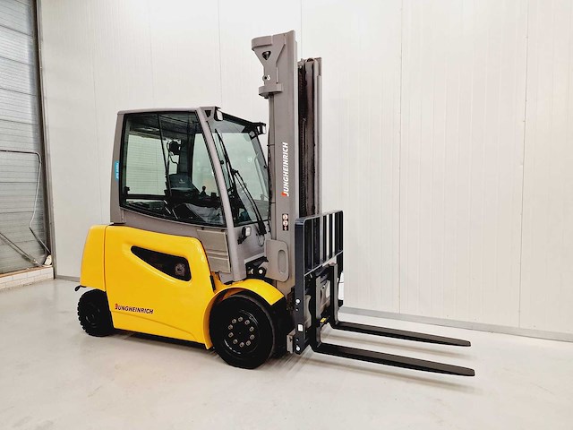 Jungheinrich - 2019 - efg 540ks - vorkheftruck - side-shift - 4e functie - afbeelding 37 van  38