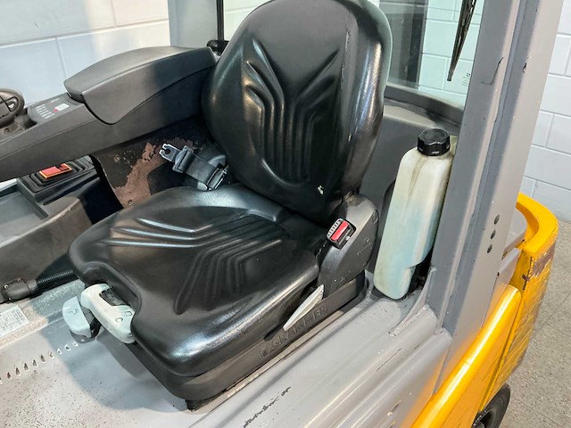 Jungheinrich - 2019 - efg320 - vorkheftruck - afbeelding 2 van  6