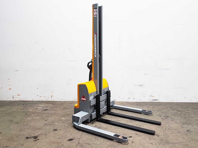 Jungheinrich - 2019 - emc b10 - breedspoor stapelaar - afbeelding 9 van  10