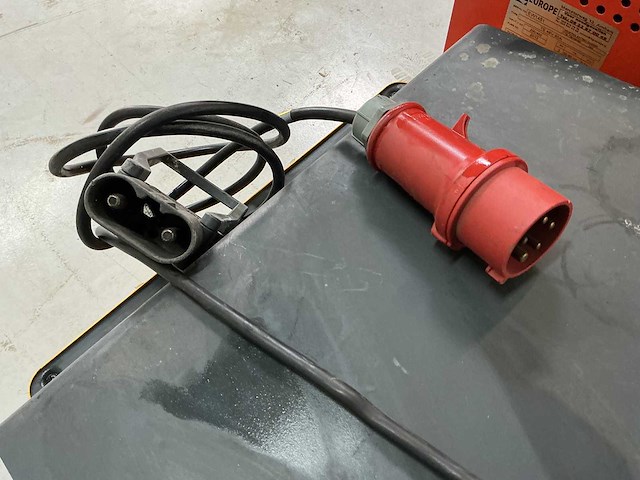 Jungheinrich - 48v 105a - battery chargers - 2007 - afbeelding 2 van  3