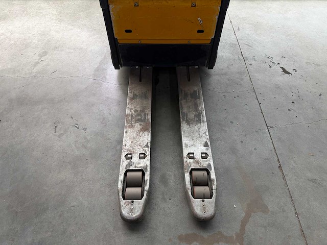 Jungheinrich - ece 220 - orderpicker - afbeelding 6 van  24