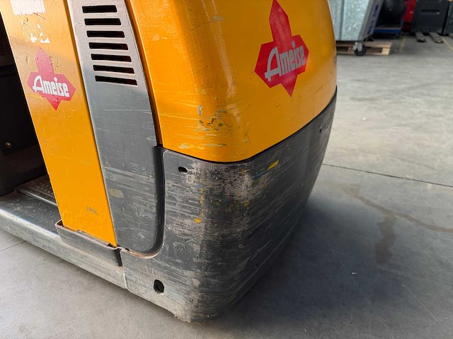 Jungheinrich - ece 220 - orderpicker - afbeelding 9 van  12