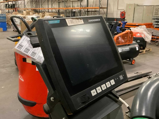 Jungheinrich - egl22 - elektrische palletwagen - afbeelding 6 van  8