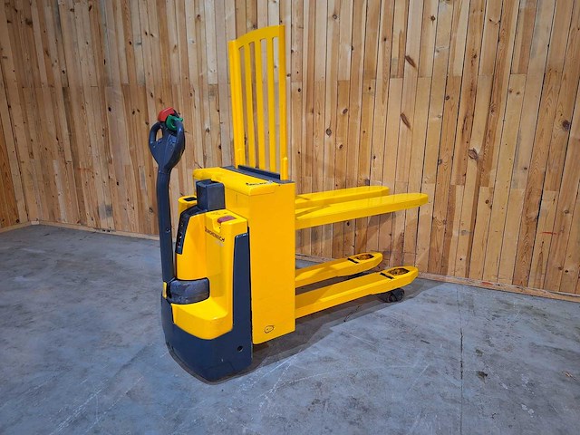 Jungheinrich - eje120 - elektrische palletwagen 750mm hefhoogte - afbeelding 1 van  8