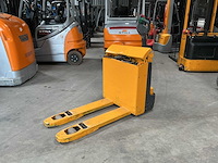 Jungheinrich - electric pallet trucks - afbeelding 1 van  6