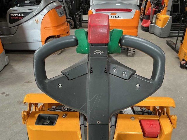 Jungheinrich - electric pallet trucks - afbeelding 5 van  6