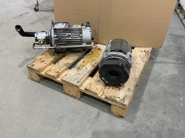Jungheinrich - elektromotor (2x) - afbeelding 1 van  9