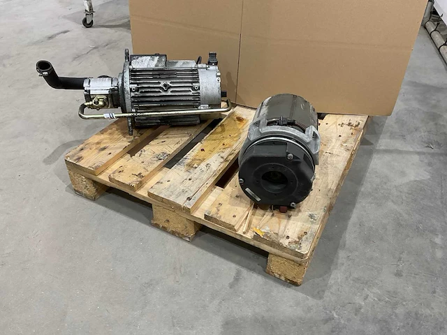 Jungheinrich - elektromotor (2x) - afbeelding 1 van  9