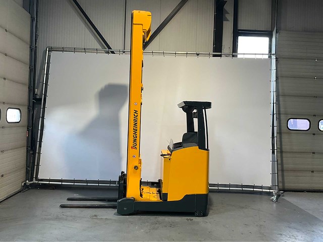 Jungheinrich - etv 216 - reach truck triplex - freelift - sideshift - afbeelding 10 van  17