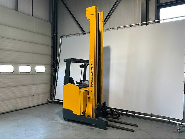 Jungheinrich - etv 216 - reach truck triplex - freelift - sideshift - afbeelding 10 van  11