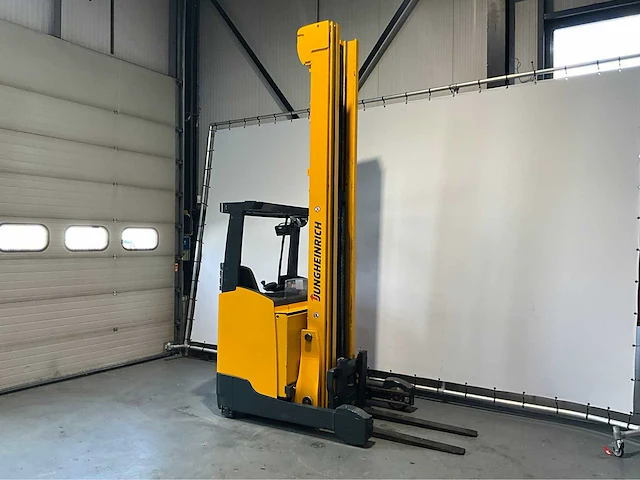 Jungheinrich - etv 216 - reach truck triplex - freelift - sideshift - afbeelding 15 van  17