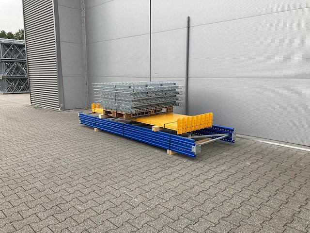 Jungheinrich - mpb - palletstelling 3x16 met inlegroosters - afbeelding 6 van  12