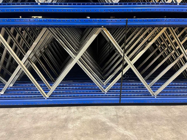 Jungheinrich - mpb - zwaarlast palletstelling 10x80 4000kg per liggerlaag - afbeelding 7 van  13