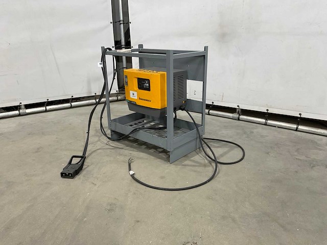 Jungheinrich - slh 300 - acculader - afbeelding 1 van  7