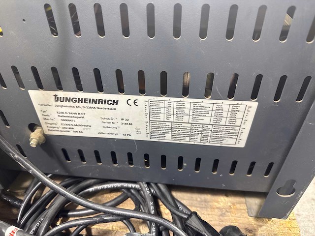 Jungheinrich acculader (2x) - afbeelding 6 van  6