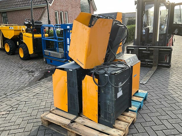 Jungheinrich acculader (6x) - afbeelding 2 van  8