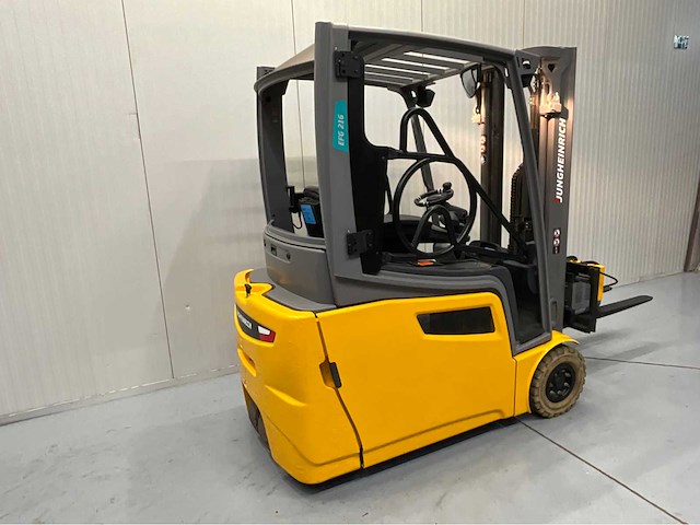 Jungheinrich efg216 - vorkheftruck 2018 - freelift - sideshift - acculader - 4483 uur - accu 2021 - afbeelding 19 van  22