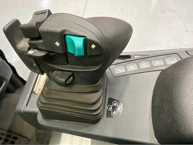 Jungheinrich efg218k - vorkheftruck - freelift - shideshift - 4017 uur - acculader - afbeelding 11 van  23