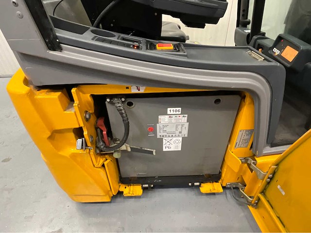 Jungheinrich efg218k - vorkheftruck - freelift - shideshift - 4017 uur - acculader - afbeelding 16 van  23