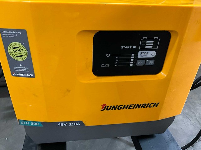 Jungheinrich efg218k - vorkheftruck - freelift - shideshift - 4017 uur - acculader - afbeelding 19 van  23