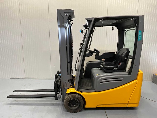 Jungheinrich efg218k - vorkheftruck - freelift - shideshift - 4017 uur - acculader - afbeelding 5 van  23