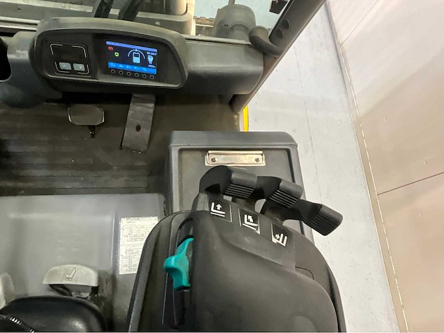 Jungheinrich efg320 vorkheftruck - triplex - freelift - sideshift - 5003 uur - bj 2019 - afbeelding 3 van  15