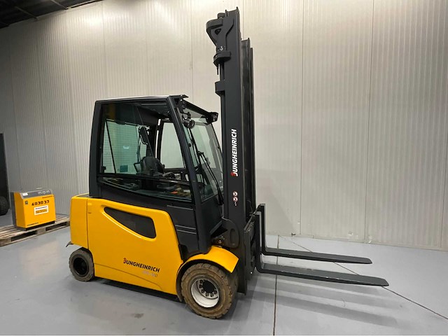 Jungheinrich efgs30 - vorkheftruck 4.6m - sideshift - acculader - 8469 uur - redspot voor en achter - afbeelding 20 van  23
