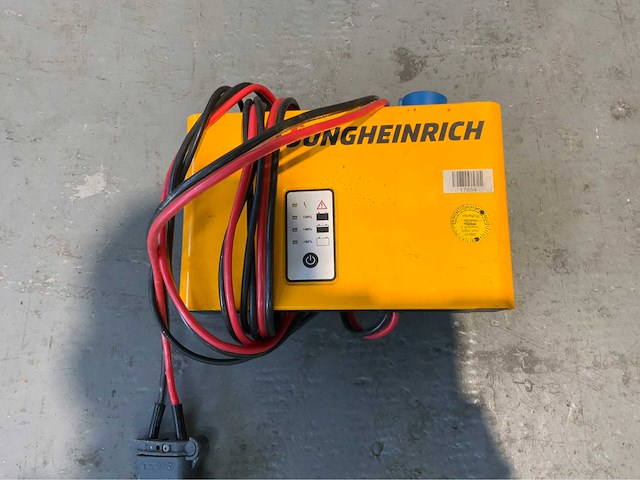 Jungheinrich ejc 212 - stapelaar triplex - gegalvaniseerde beplating - freelift - acculader - afbeelding 8 van  17