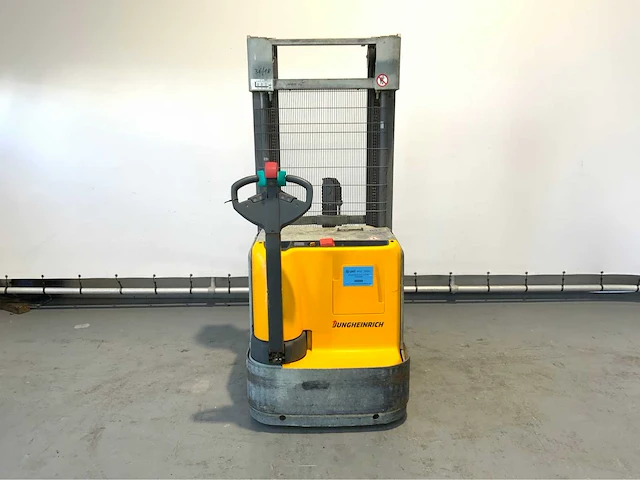 Jungheinrich ejc 212 - stapelaar triplex - gegalvaniseerde beplating - freelift - acculader - afbeelding 14 van  17