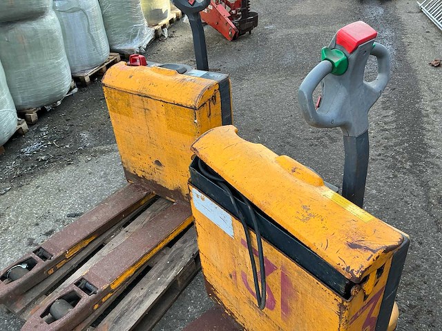 Jungheinrich eje 116 elektrische palletwagen (defect) (2x) - afbeelding 2 van  12
