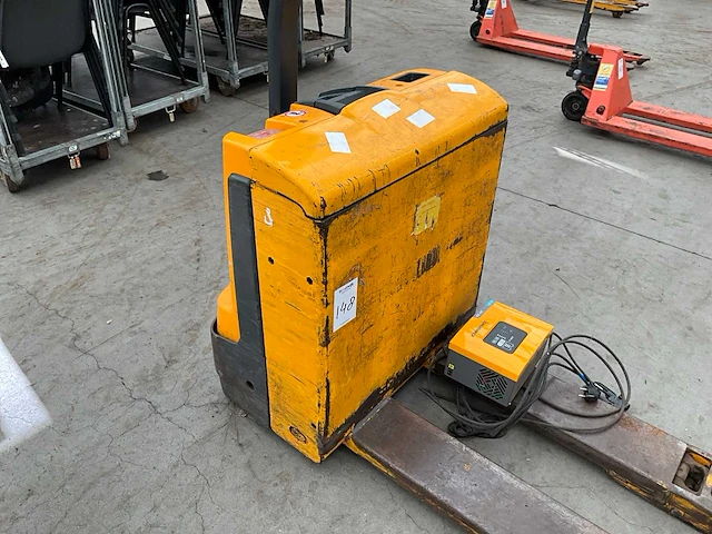 Jungheinrich eje 116 elektrische palletwagen - afbeelding 4 van  7