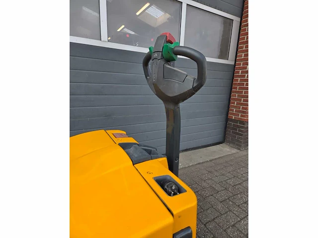 Jungheinrich eje120 elektrische palletwagen - afbeelding 3 van  7
