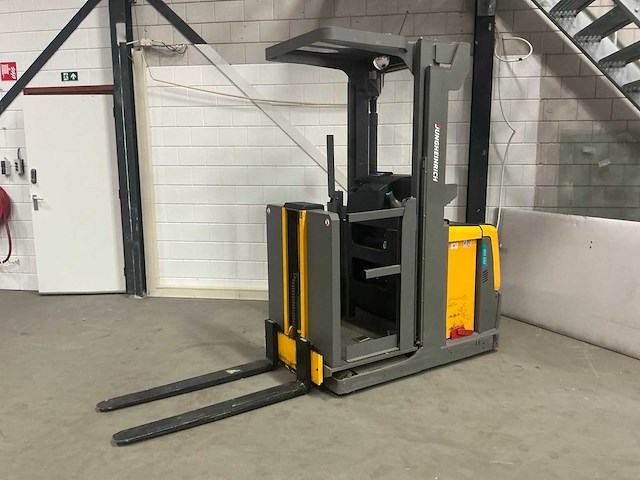 Jungheinrich eks110 meerij stapelaar - afbeelding 1 van  19