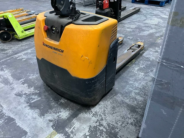 Jungheinrich eme114 elektrische palletwagen - afbeelding 3 van  4