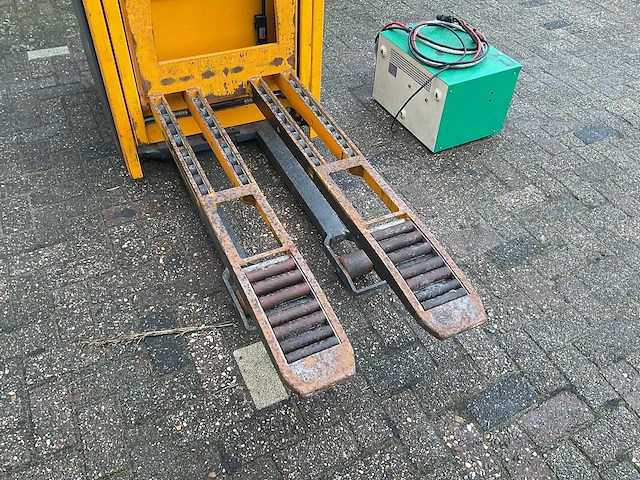 Jungheinrich erc 208 palletstapelaar 2012 - afbeelding 12 van  15