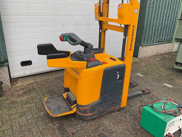 Jungheinrich erc 208 palletstapelaar 2012 - afbeelding 9 van  15
