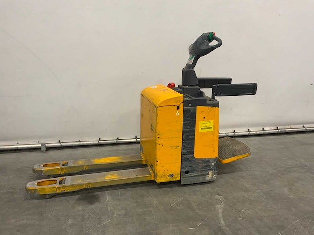 Jungheinrich ere120 elektrische palletwagen - afbeelding 13 van  16